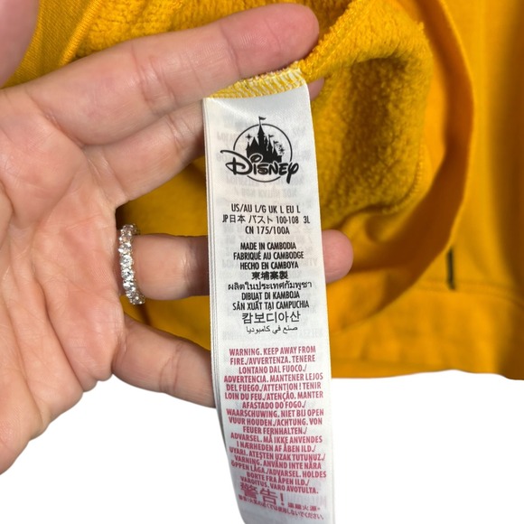 Disneyland Resort Pluto Large Graphic Sweatshirt Yellow Pullover Top Size L - Picture 5 of 6